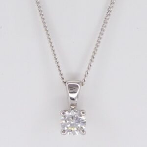 18ct White Gold Diamond Pendant
