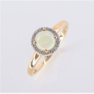 9ct Gold Opal and Diamond Cluster Ring.