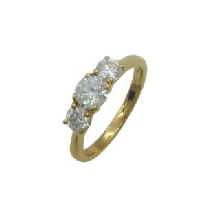 18ct Gold 3 Stone Diamond Ring